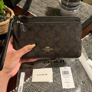 NWT Coach Large Brown Double Zip Wallet